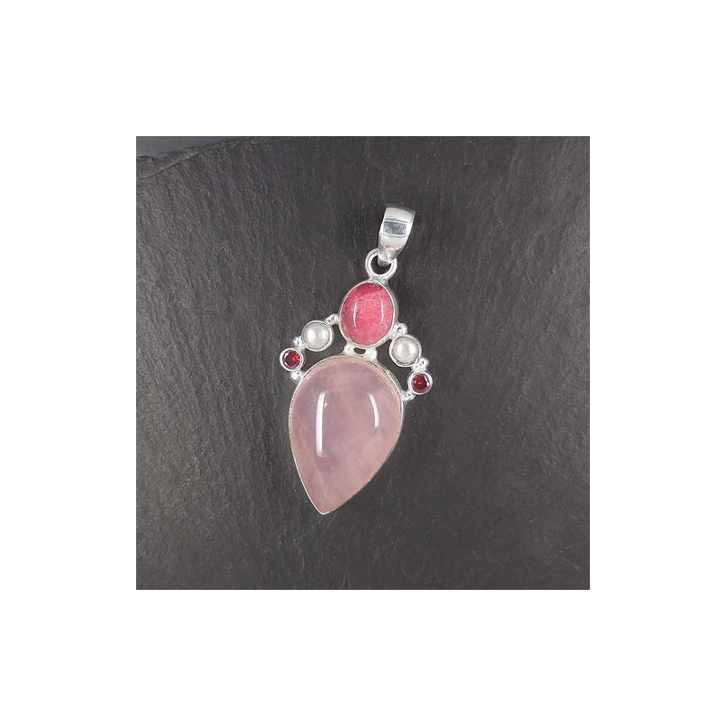 Rosenquarz Anhänger mit Rhodonit, Granat und Süßwasserperle