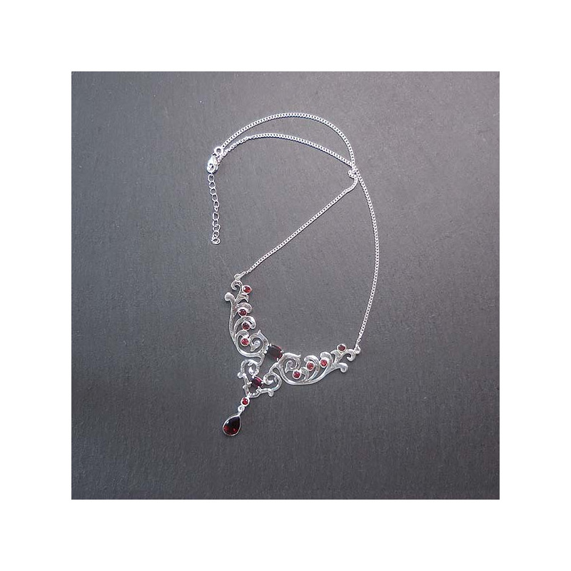 Granat - Collier