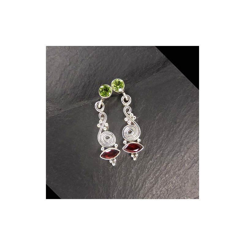 Peridot Ohrringe mit Granat