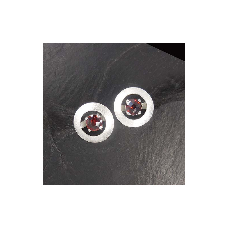 Granat Ohrstecker Rund