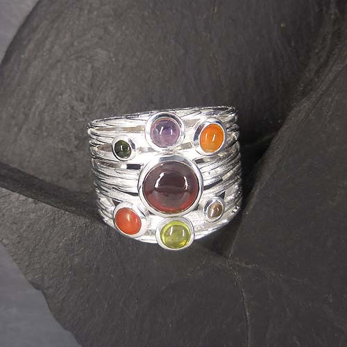 Granat Ring mit Amethyst, Karneol, Peridot und Rauchquarz
