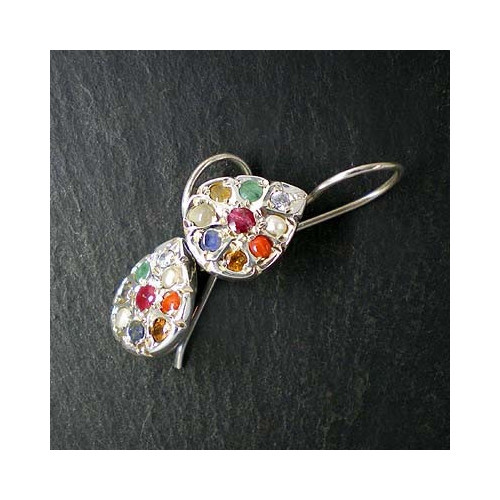 Multicolor Ohrringe mit verschiedenen Edelsteinen