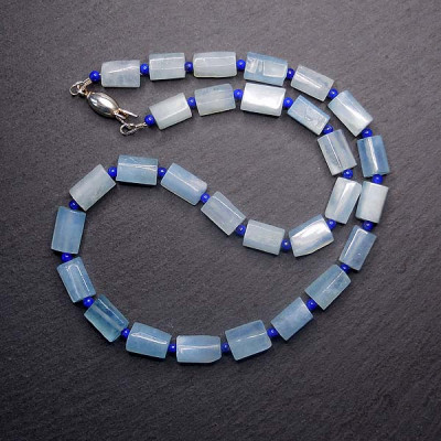 Aquamarin Kette mit Lapis Lazuli
