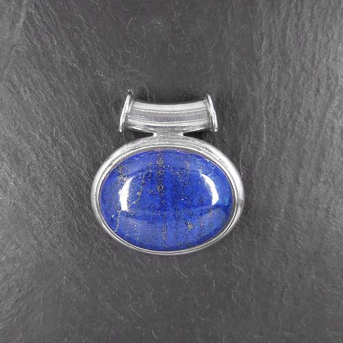 Edelsteinanhänger mit Lapis Lazuli