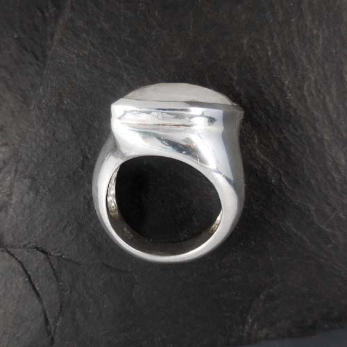 Mondstein Ring Navette
