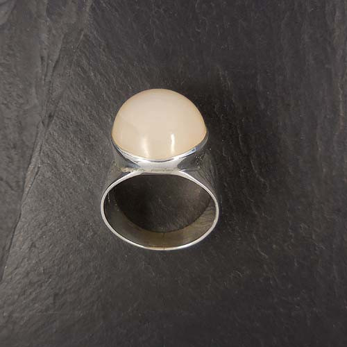 Rosa Mondstein Ring Oval