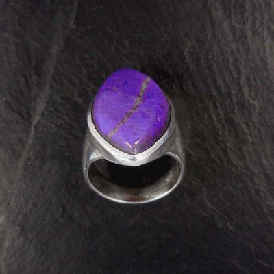 Sugilith Ring