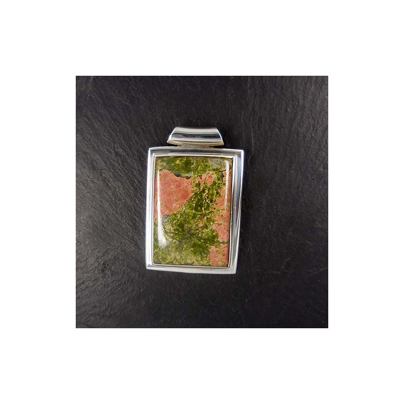 Epidot-Anhänger (S9e)