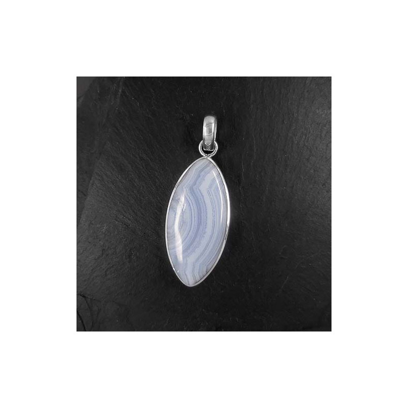 Anhänger mit Chalcedon