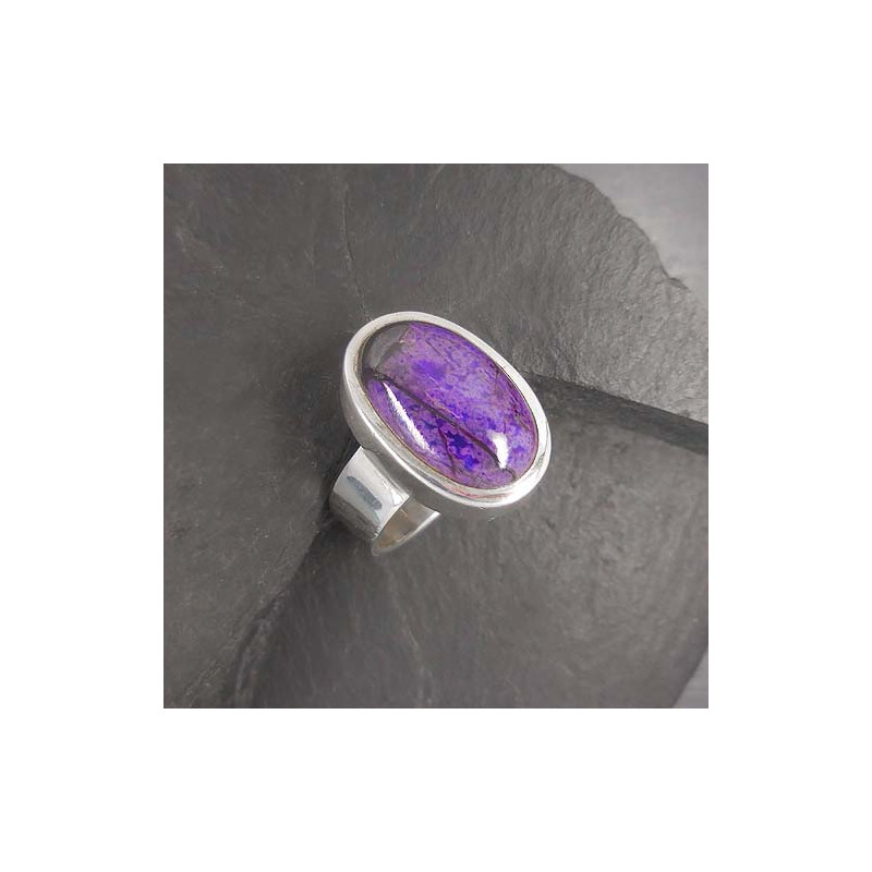 Sugilith Ring Oval