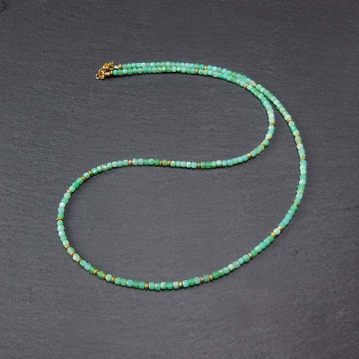 Chrysopraskette mit vergoldeten Zwischenperlen