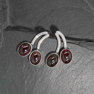 Granat Ohrstecker Kirsche