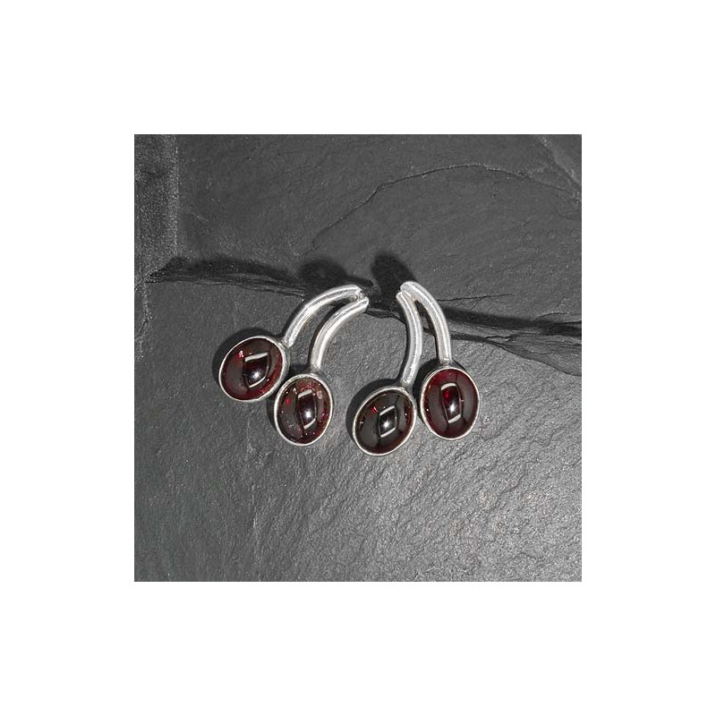 Granat Ohrstecker Kirsche