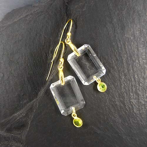 Bergkristall Ohrringe mit Peridot Vergoldet