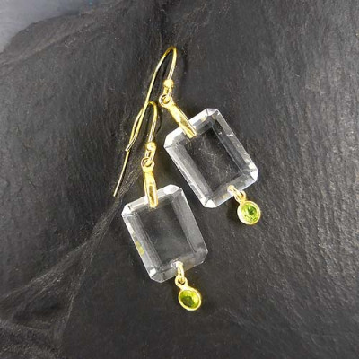 Bergkristall Ohrringe mit Peridot Vergoldet
