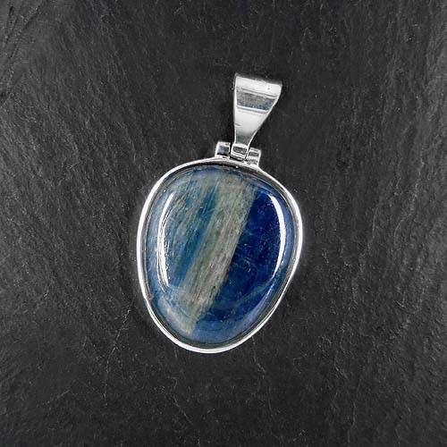 Kyanit Anhänger (Disthen)