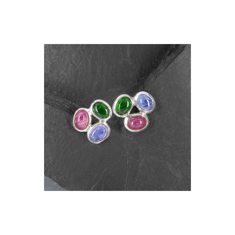 Tansanit Ohrstecker mit Rubin und grünem Turmalin