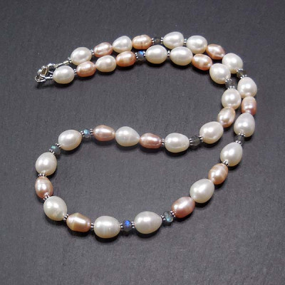 Süßwasserperlenkette mit Labradorit und Silber