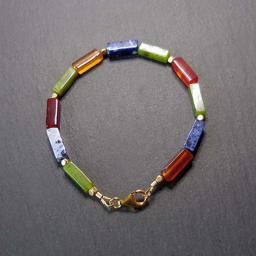 Karneol Armband mit Serpentin und Sodalith