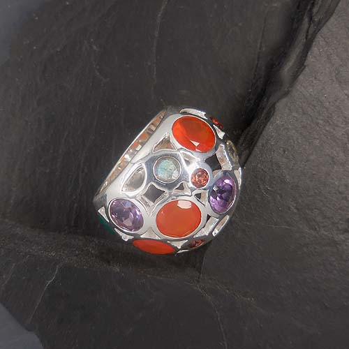 Karneol Ring mit Amethyst, Granat, Labradorit und grünem Achat