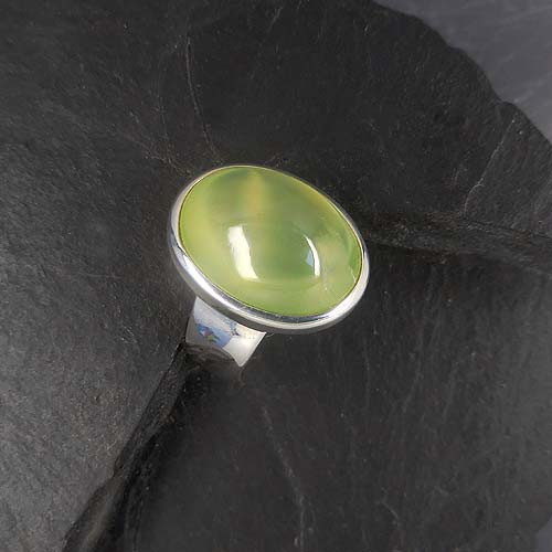Prehnit Ring Oval