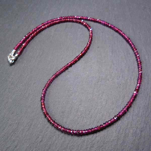 Granatkette Fein