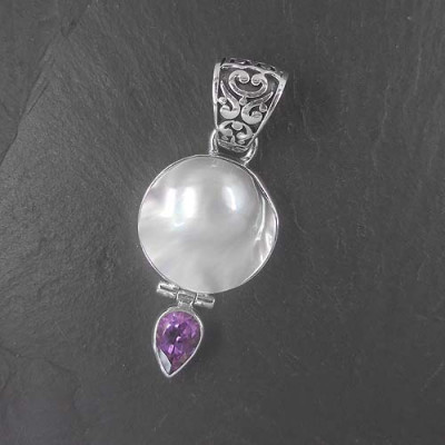 Amethyst Anhänger mit Mabe Perle