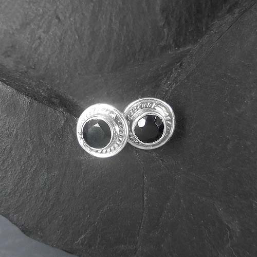 Onyx Ohrstecker Rund