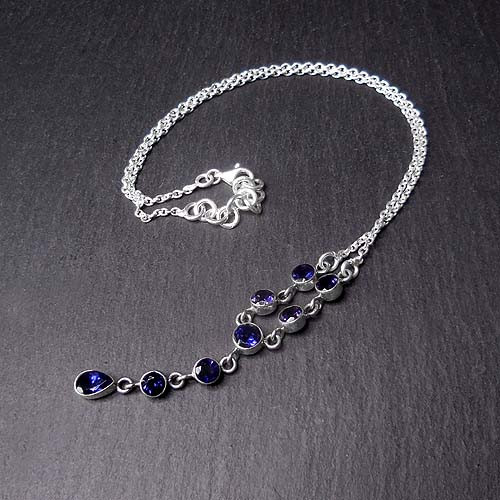 Iolit Collier