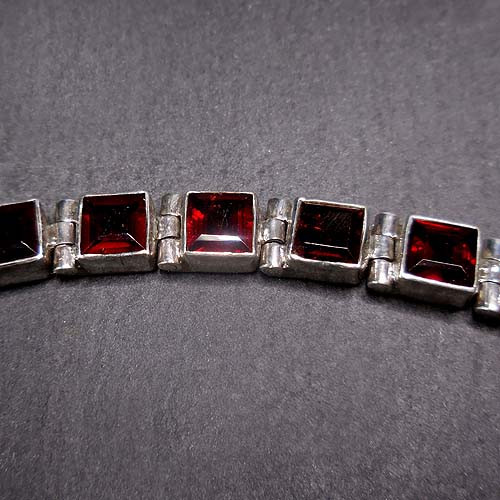 Granat Armband Eckig