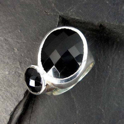 Onyx Ring (2 Steine)