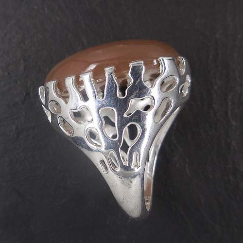 Rosa Mondstein Ring oval