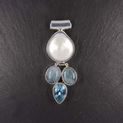 Perlenanhänger mit Aquamarin und Blautopas