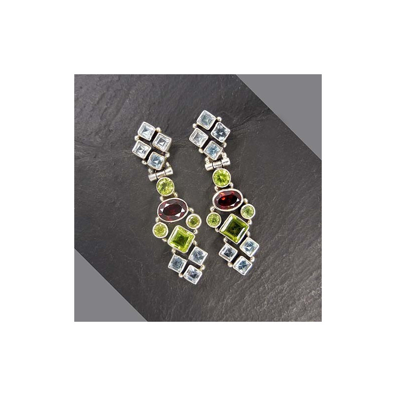 Ohrringe mit Blautopas, Peridot und Granat