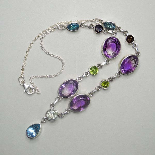 Amethyst Collier mit Peridot, Rauchquarz, Blautopas, Prasiolith