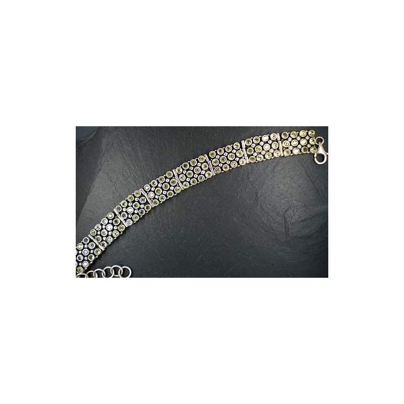 Armband mit Peridot