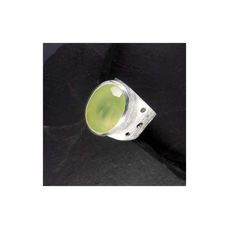 Prehnit Ring Oval Mattiert