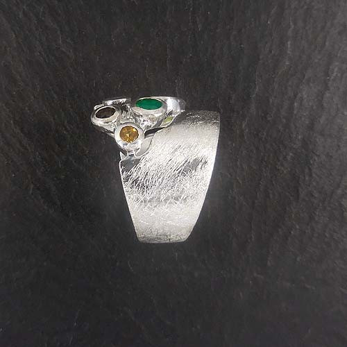 Peridot Ring mit Granat, Blautopas, grünem Achat, Citrin und Rauchquarz