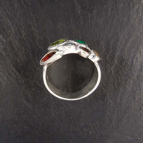 Peridot Ring mit Granat, Blautopas, grünem Achat, Citrin und Rauchquarz